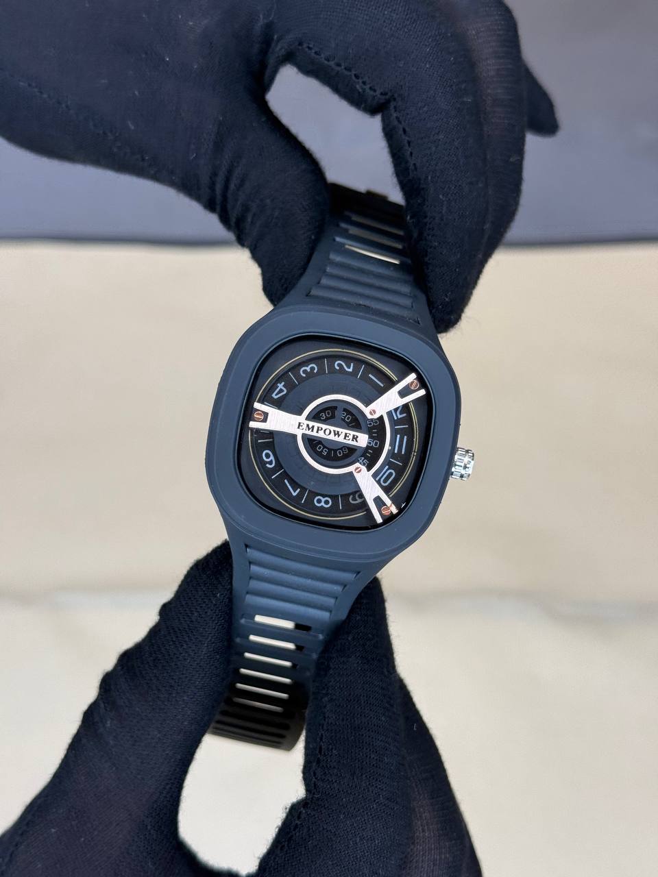 ساعت مردانه امپاور سون فرایدی EMPower مربعی - تصویر 4