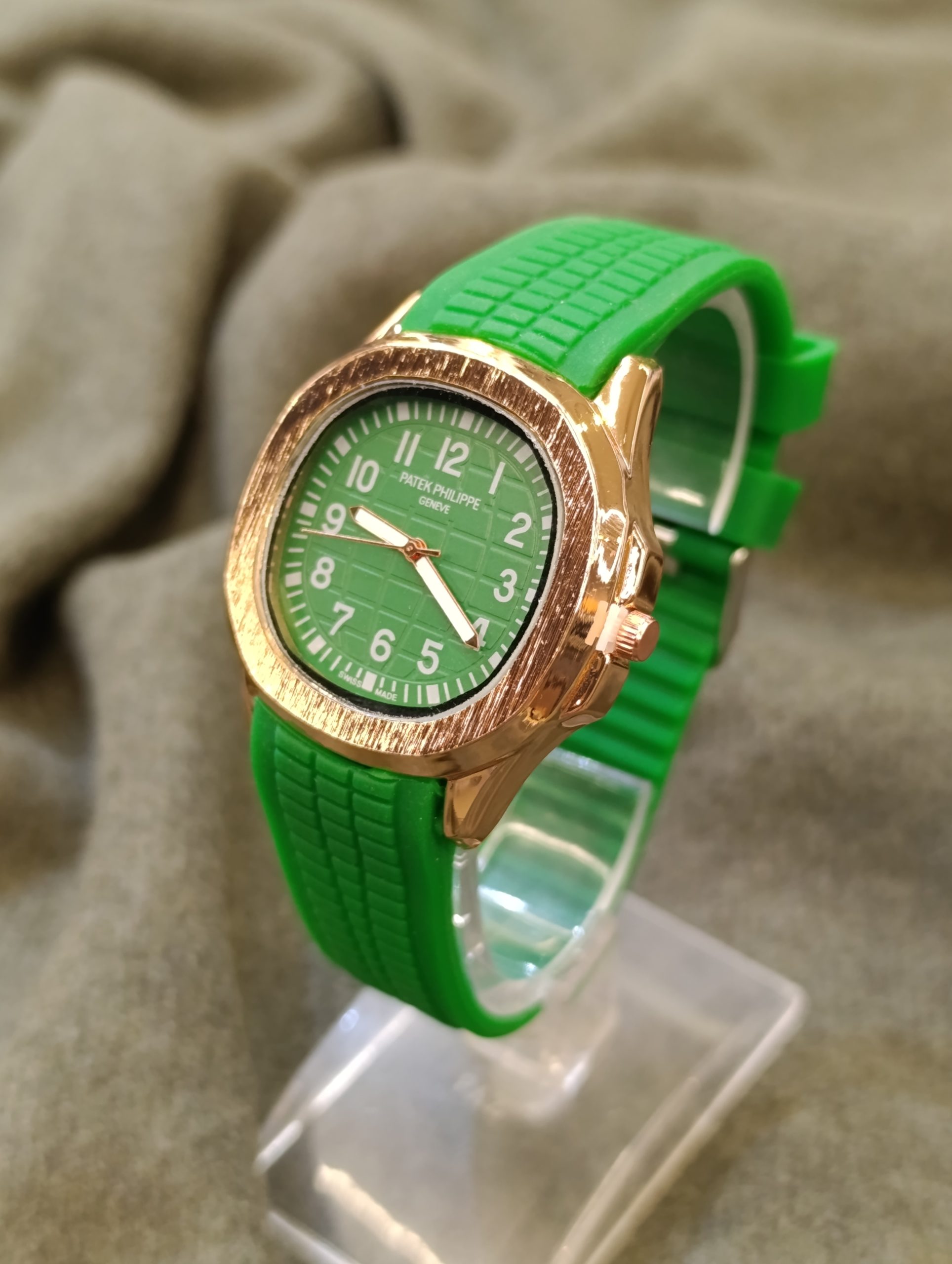 ساعت پتک فیلیپ آکوانات مردانه و زنانه - تصویر 4