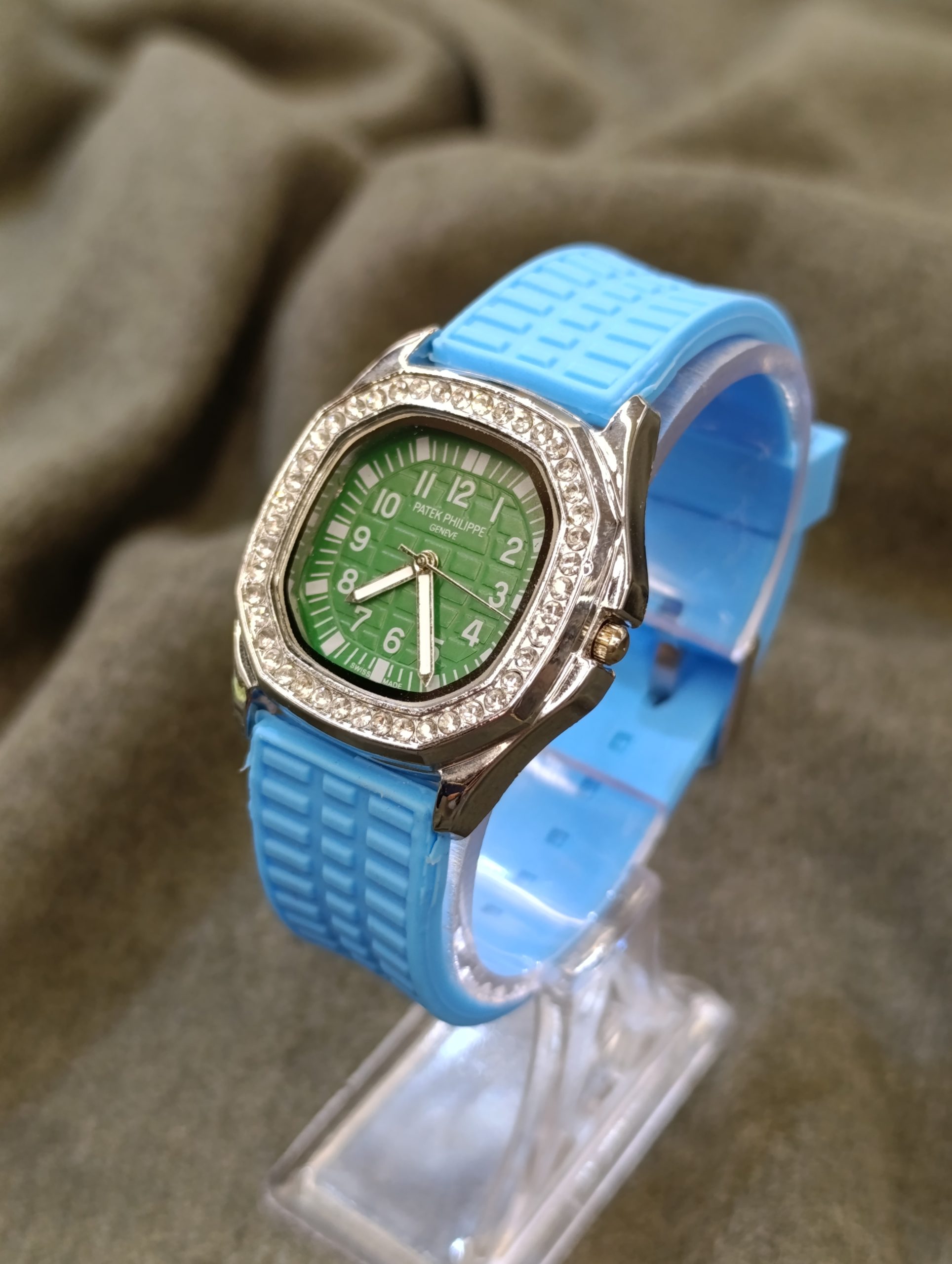 ساعت پتک فیلیپ آکوانات مردانه و زنانه - تصویر 9