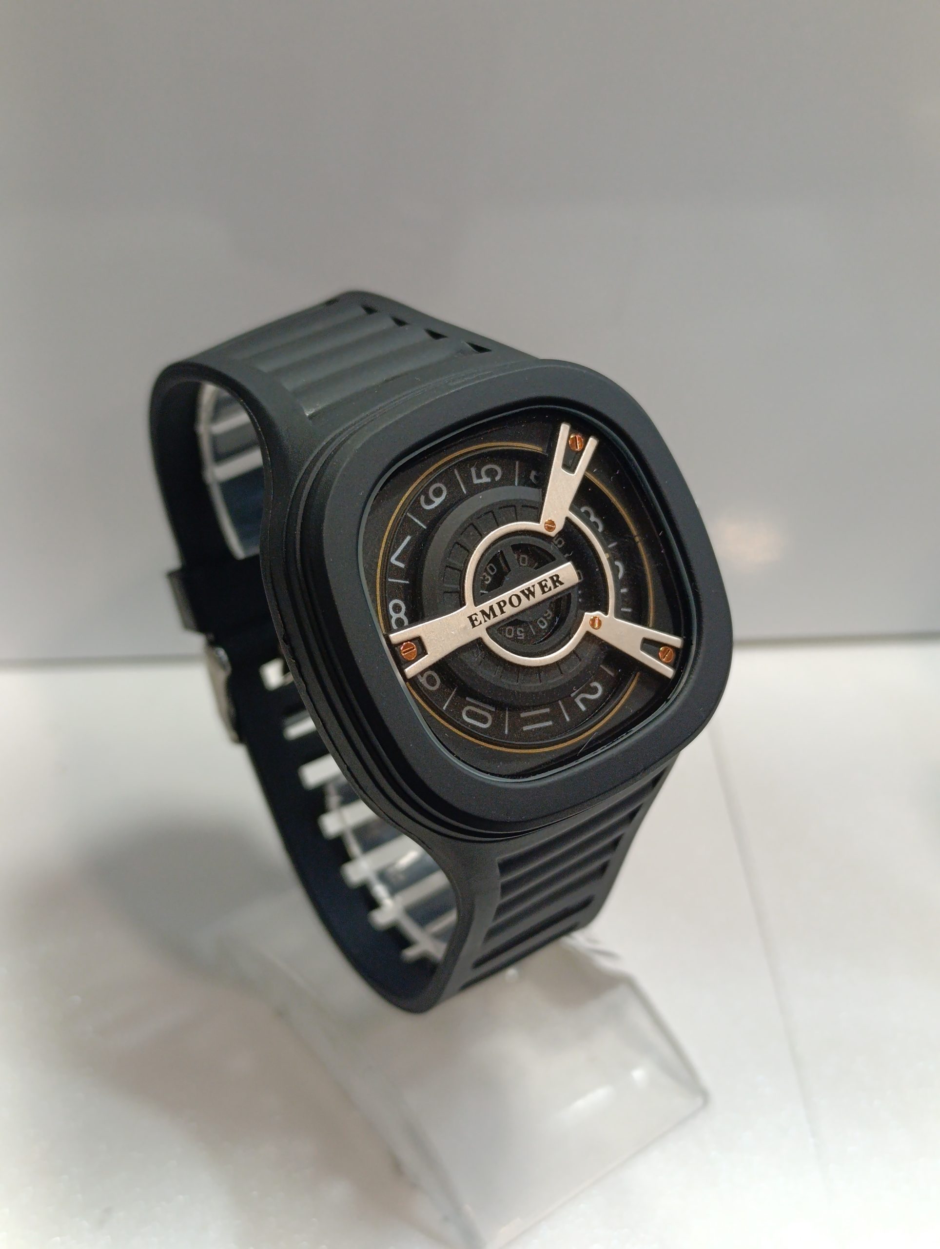 ساعت مردانه امپاور سون فرایدی EMPower مربعی