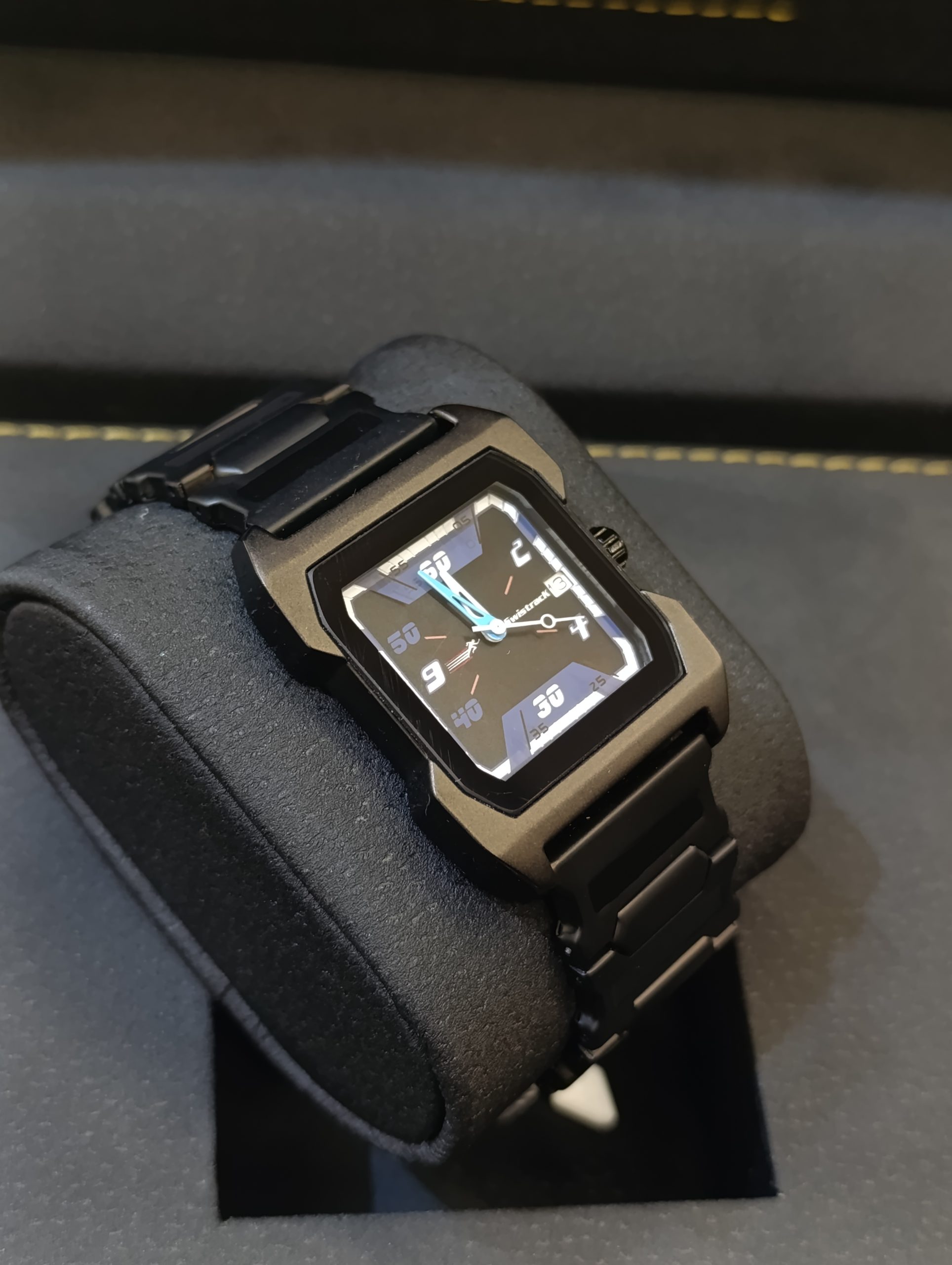 ساعت مچی مردانه سویستراک (Swistrack) طرح خاص - تصویر 2