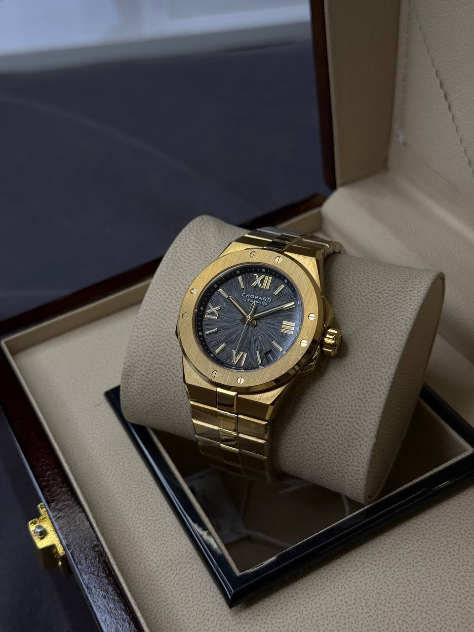 ساعت مردانه چوپارد Chopard | نسخه AAA | طلایی مشکی لوکس