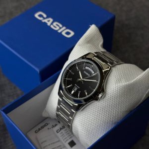ساعت مردانه کاسیو مدل CASIO MTP-1370D-1A1 | کلاسیک استیل | صفحه مشکی